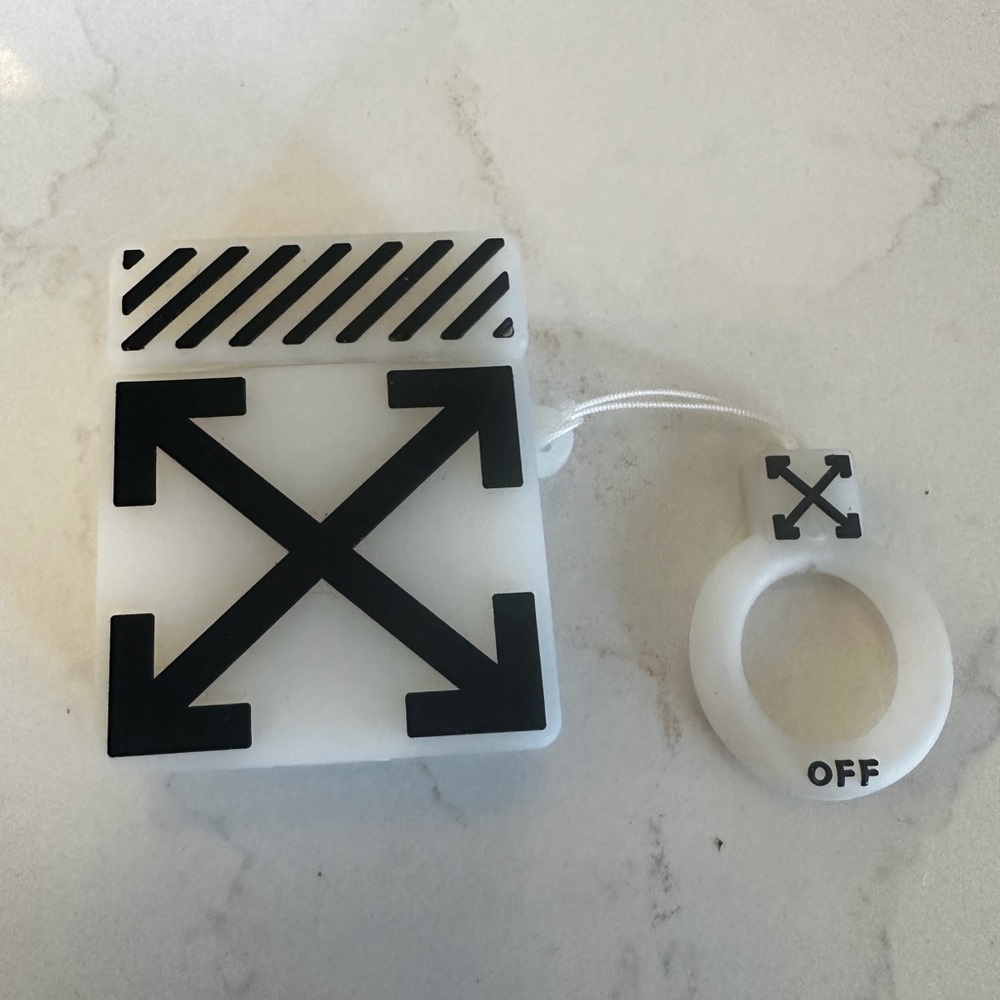 Off-White Monochrome Logo Keychain